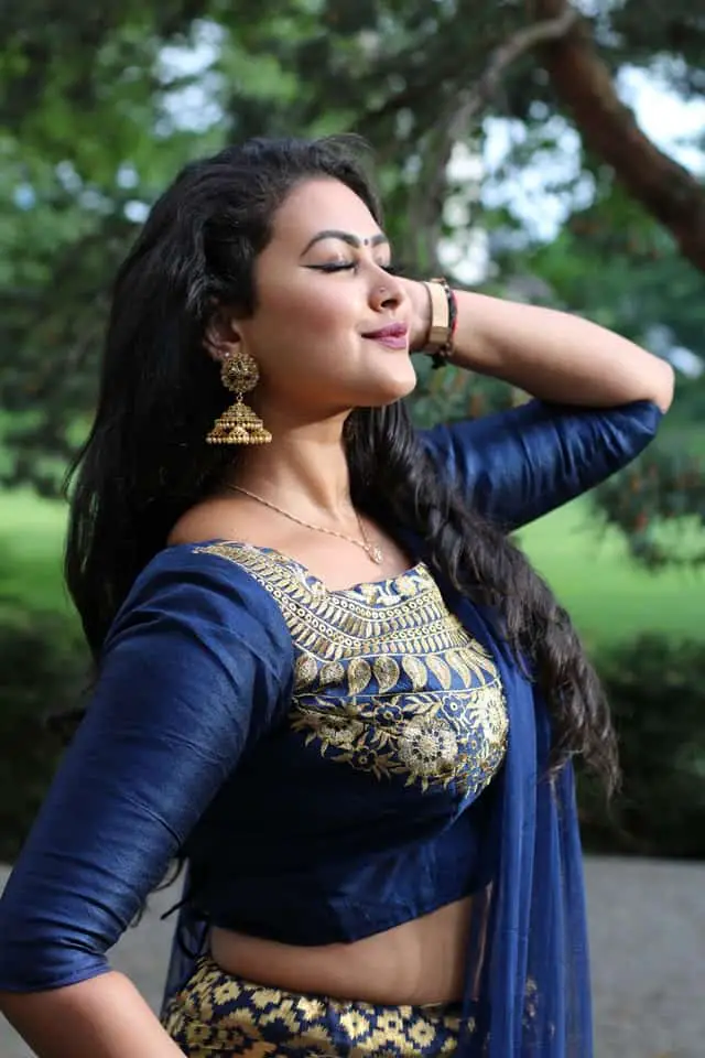 Saranya Mohan - A Typical Homely Actress - extraMirchi.com