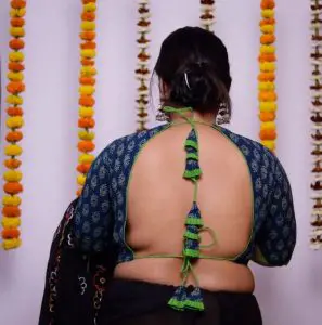 3. backless blouse on sungudi saree
